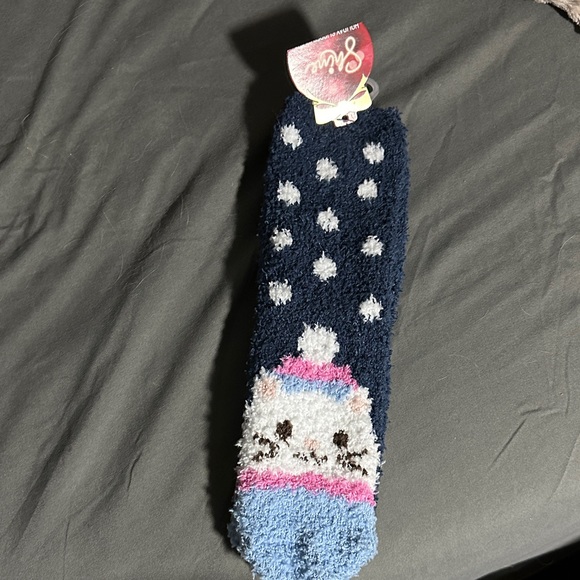 Kohl's Other - Womans Fuzzy Socks with Cute Cat Design - Blue and Pink